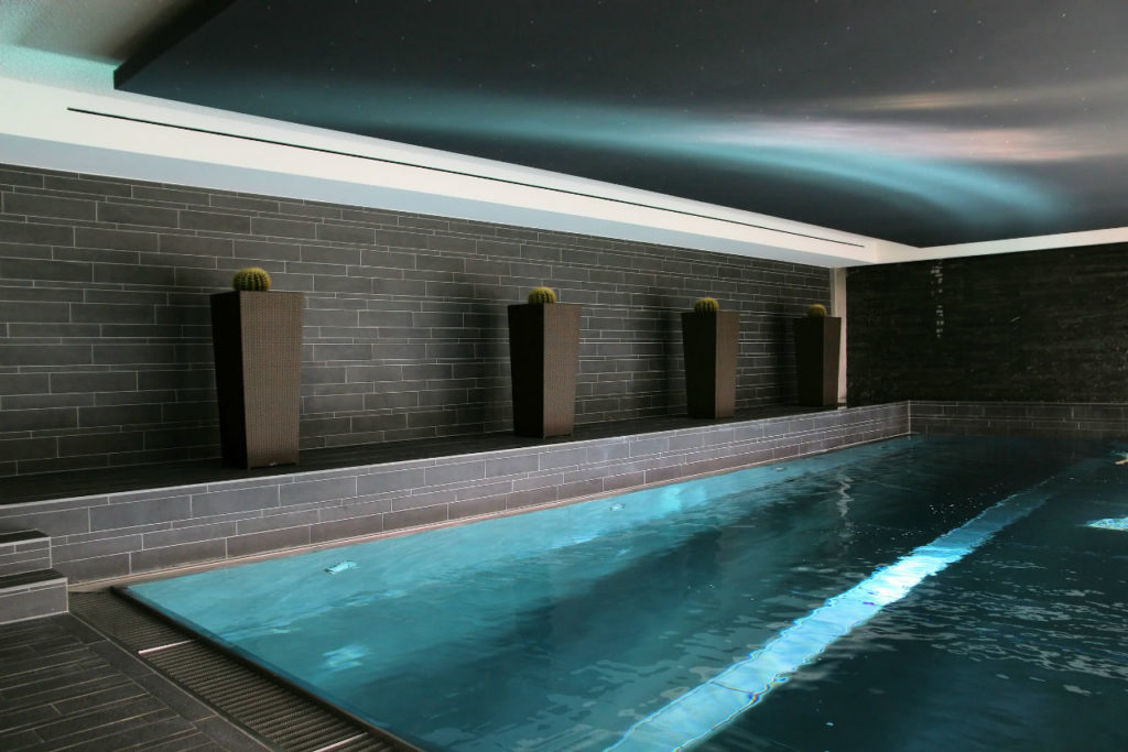 piscine interieur